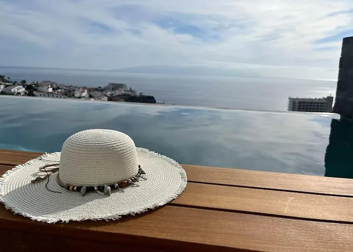 Luxury Triplex, Pool, Jacuzzi - Aqua A03 By Hermosa Acantilado de los Gigantes