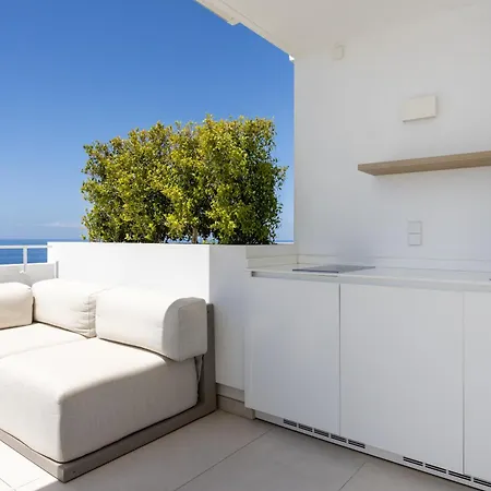 Luxury Sea View With Private Pool, Sauna & Jacuzzi By Hermosa *