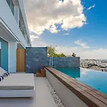 Luxury Triplex, Pool, Jacuzzi - Aqua A03 By Hermosa アカンティラド・デ・ロス・ヒガンテス