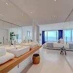 Luxury Triplex, Pool, Jacuzzi - Aqua A03 By Hermosa * アカンティラド・デ・ロス・ヒガンテス
