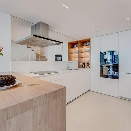 Luxury Triplex + Pool, Jacuzzi - Sissipark Azul *