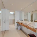 Luxury Triplex, Pool, Jacuzzi - Aqua A03 By Hermosa Apartman