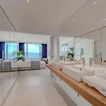 Luxury Triplex, Pool, Jacuzzi - Aqua A03 By Hermosa Apartman *