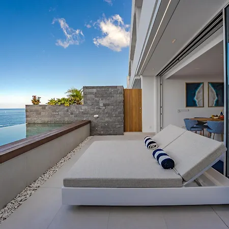 Luxury Triplex, Pool, Jacuzzi - Aqua A03 By Hermosa Apartman